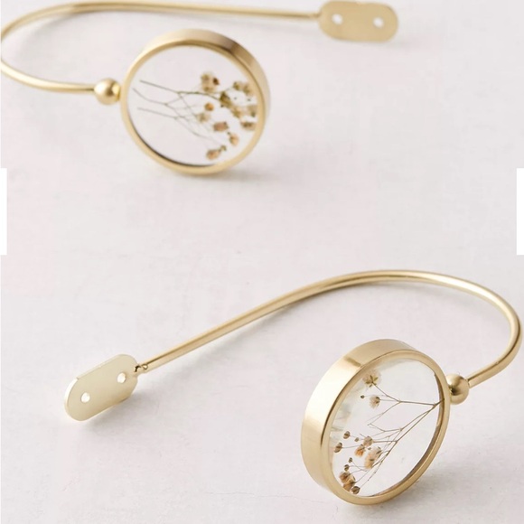 NWT Gold Curtain Tieback with Pressed Flowers - Picture 2 of 7